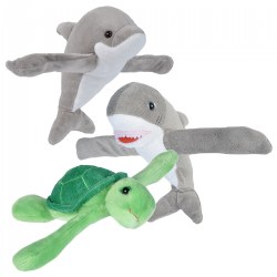 Birth & up. These plush ocean animals are ready to give lots of soft, snuggly hugs. Just spread their arms open wide, give the chest a little squeeze, and watch the arms instantly snap around to give you a hug. These ocean animals can hug around your wrist, backpack, and so much more. Surface washable. Size: 8". Animals may vary.