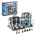 LEGO&reg; Police Station (7498)