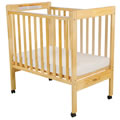 SafetyCraft&reg; Compact Fixed-Side Clearview Crib