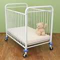 Metal Evacuation Window Crib - White