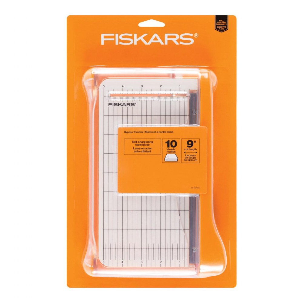 Cutter à Papier Fiskars - Lame Rétractable Sûre - Longueur 16,6 Cm - Poignée Ergonomique Softgrip