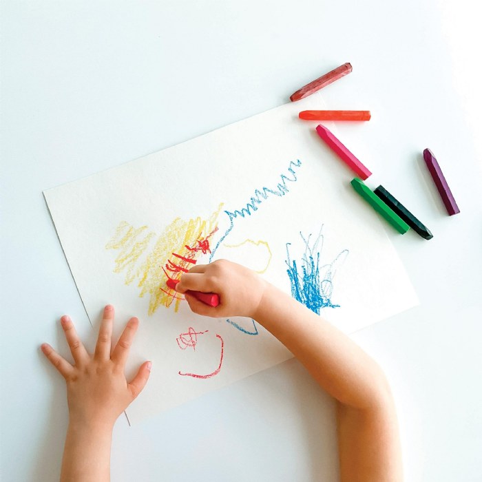 Alternate Image #1 of 12" x 18" Newsprint Paper - 5 Packs