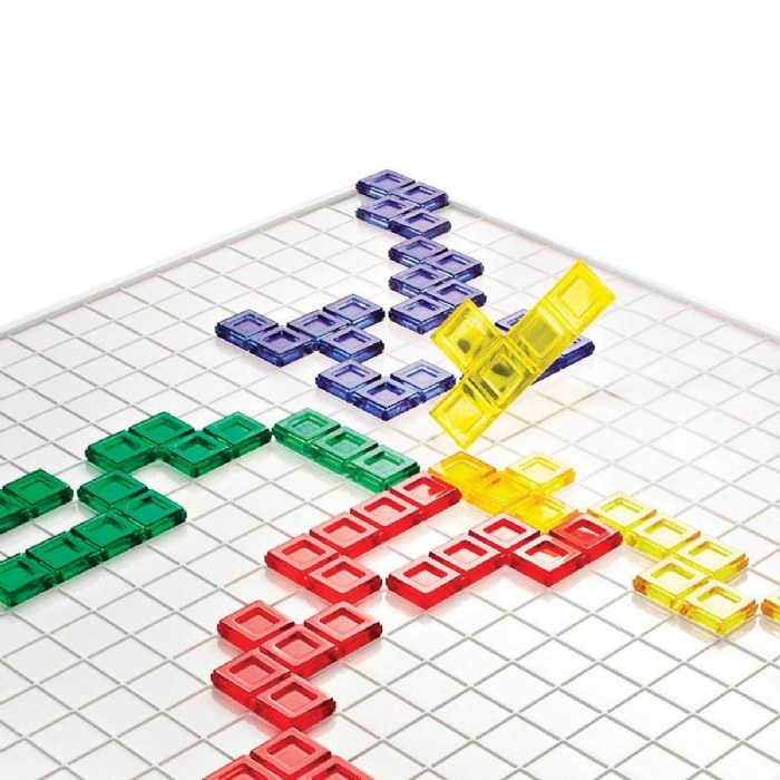Alternate Image #1 of Blokus&reg; Strategy Board Game