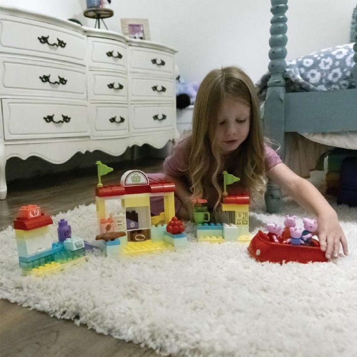 Alternate Image #1 of LEGO&reg; DUPLO&reg; Peppa Pig Supermarket - 10434