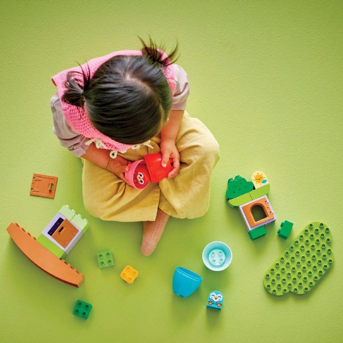 Alternate Image #1 of LEGO&reg; DUPLO&reg; Balancing & Stacking Tree - 10440