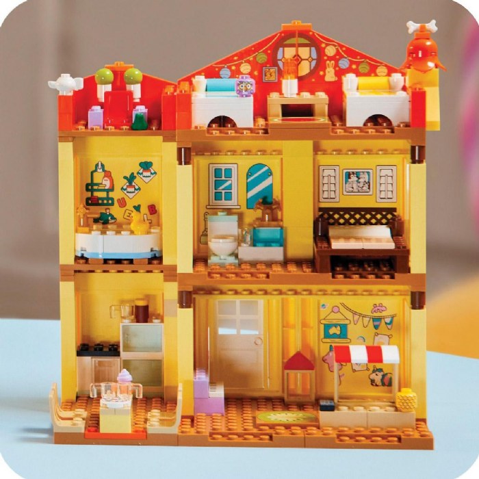 Alternate Image #1 of LEGO&reg; Bluey's Family House - 11203