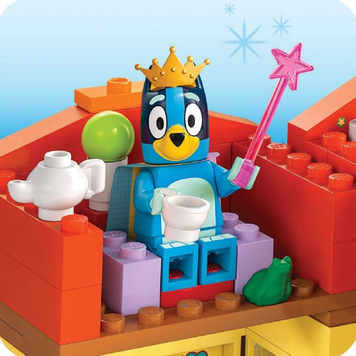 Alternate Image #1 of LEGO&reg; Bluey's Family House - 11203