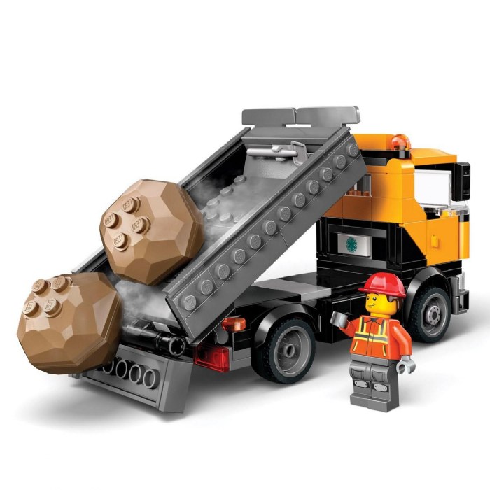 Alternate Image #1 of LEGO&reg; City Heavy-Duty Recovery Tow Truck with Crane - 60467