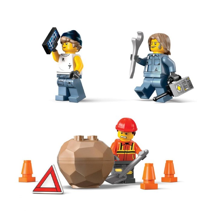 Alternate Image #1 of LEGO&reg; City Heavy-Duty Recovery Tow Truck with Crane - 60467