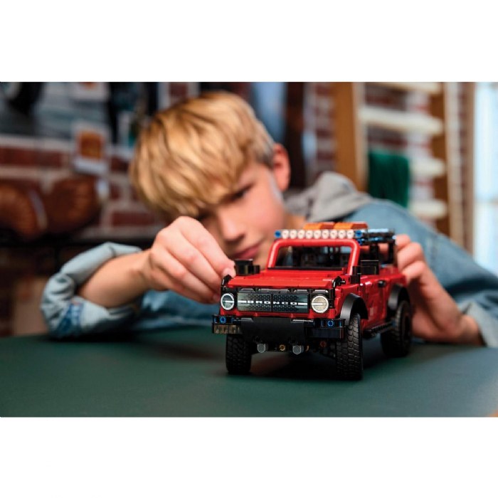 Alternate Image #1 of LEGO&reg; Technic&trade; Ford Bronco&reg; SUV - 42213