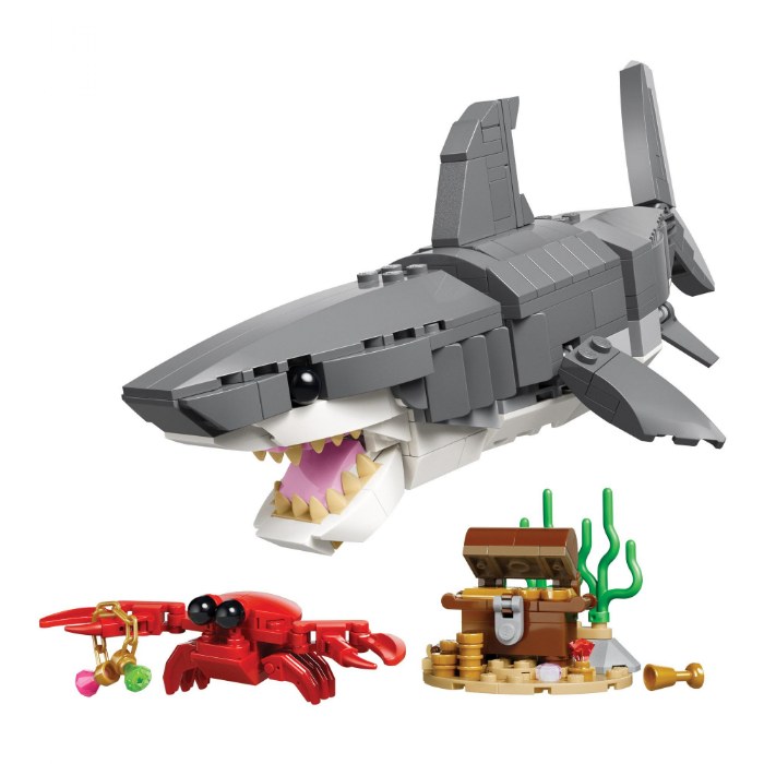 Alternate Image #1 of LEGO&reg; Creator Fierce Shark with a Treasure Chest - 31381