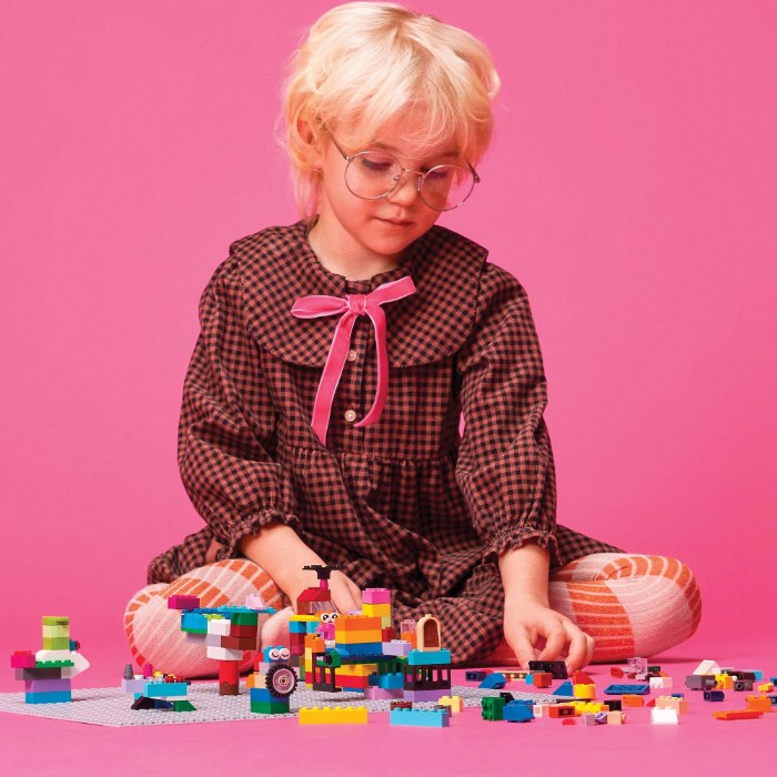 Alternate Image #1 of LEGO&reg; Classic Gray Baseplate - 11024