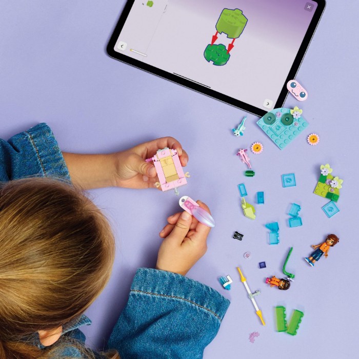 Alternate Image #1 of LEGO&reg; Friends Axolotl Adventure Boat - 42681