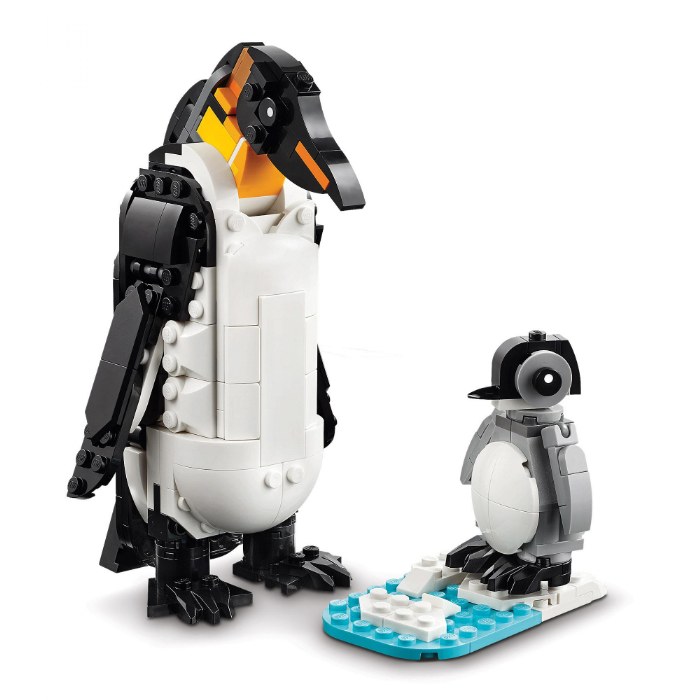 Alternate Image #1 of LEGO&reg; Creator 3-In-1 Wild Animals: Panda Family - 31165