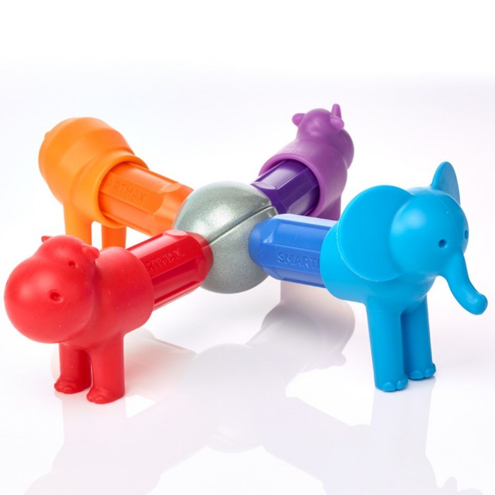 Alternate Image #1 of Smartmax&reg; My First Safari Animals Set - 18 Pieces