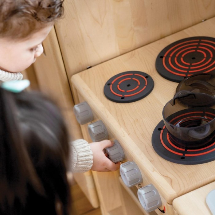 Alternate Image #1 of Premium Solid Maple Toddler Range