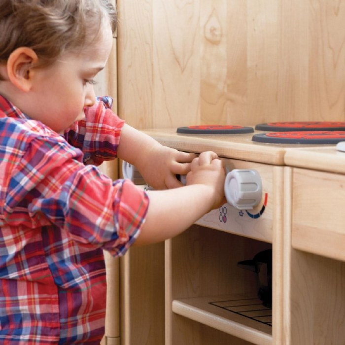 Alternate Image #1 of Premium Solid Maple Toddler Range