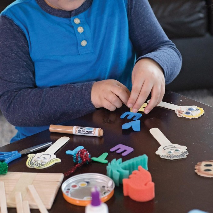 Alternate Image #1 of 4 Sets of 500 Wiggly Eyes - 2,000 Pieces