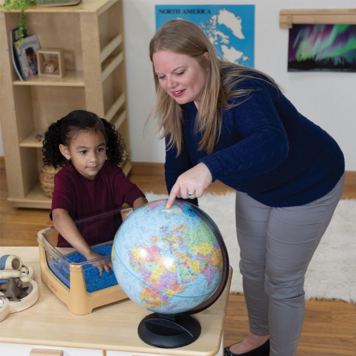 Alternate Image #1 of 12" Traveler Student Globe