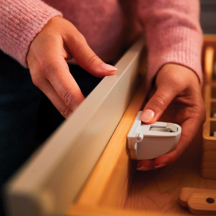 Alternate Image #1 of Magnetic Locking System