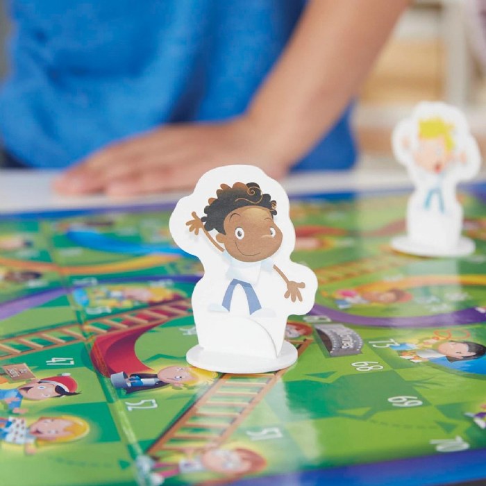 Alternate Image #1 of Chutes and Ladders&reg; Game