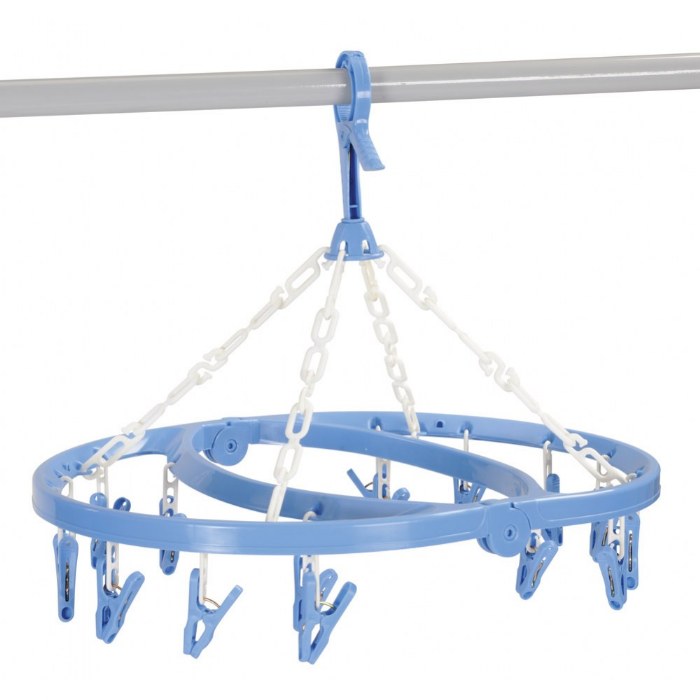 Primary Image of Clip & Drip Hanger with 16 Clips