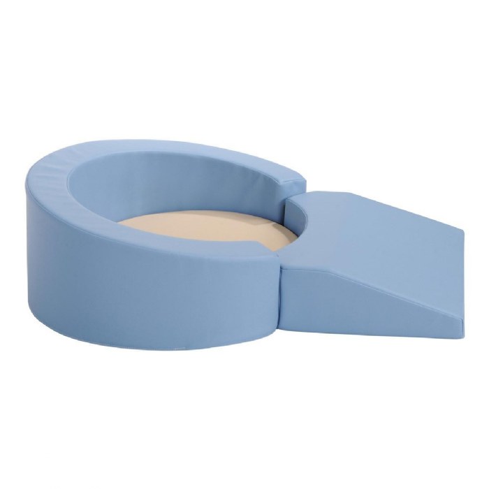 Alternate Image #1 of Roundabout Retreat