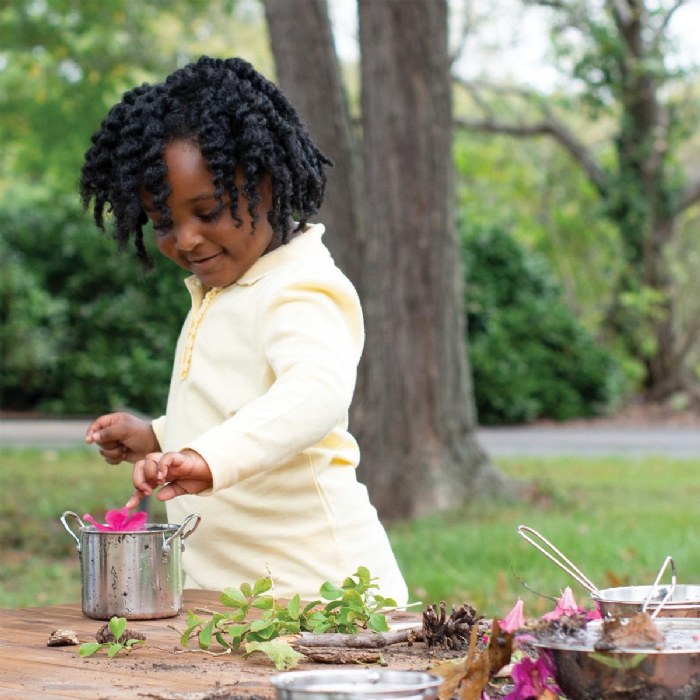 Alternate Image #1 of Dramatic Play Stainless Steel Kitchen Set with Utensils - 12 Pieces