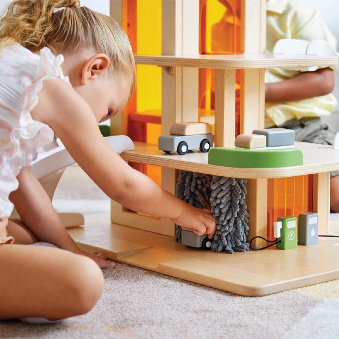 Alternate Image #1 of Parking Garage with Elevator