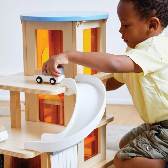 Alternate Image #1 of Parking Garage with Elevator