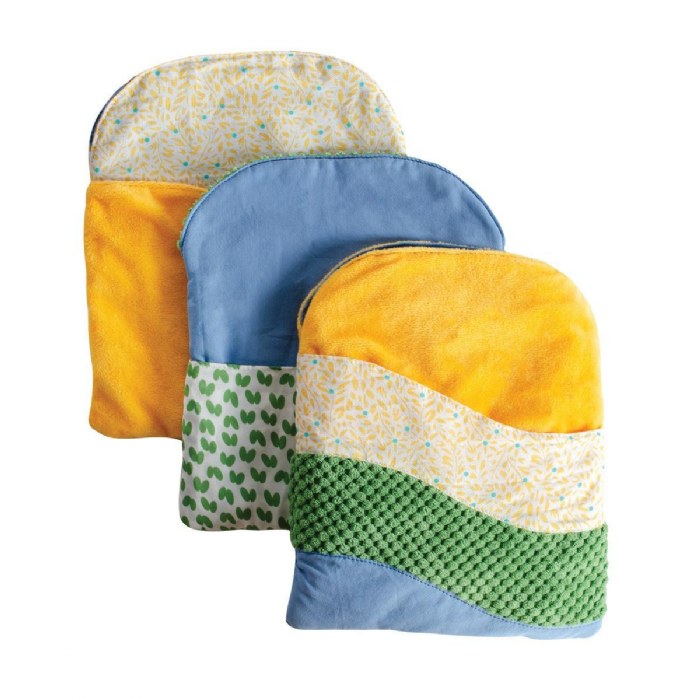 Primary Image of Crinkle Pockets - Natural - Set of 3