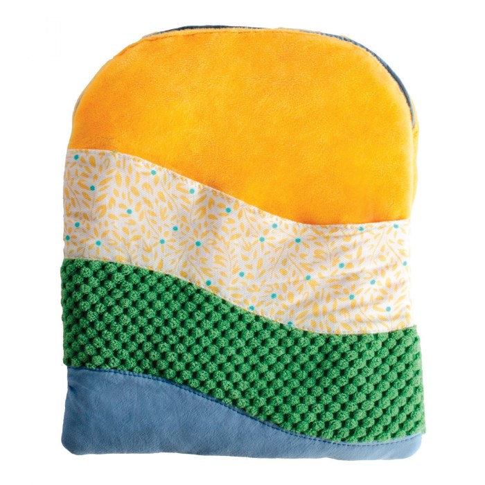 Alternate Image #1 of Crinkle Pockets - Natural - Set of 3