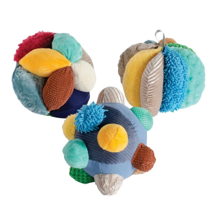 Primary Image of Knots and Knobs Plush Balls - Set of 3