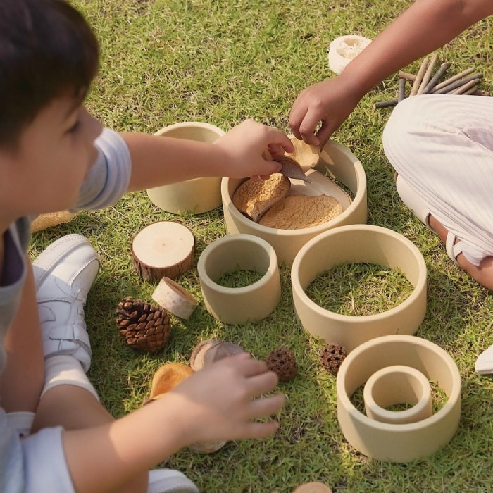 Alternate Image #1 of Discovery Circles - Natural - 6 Pieces