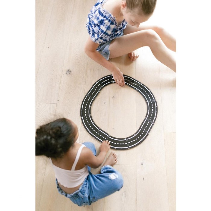 Alternate Image #1 of MAGNA-TILES&reg; Xtra Roads - 12 Piece Set