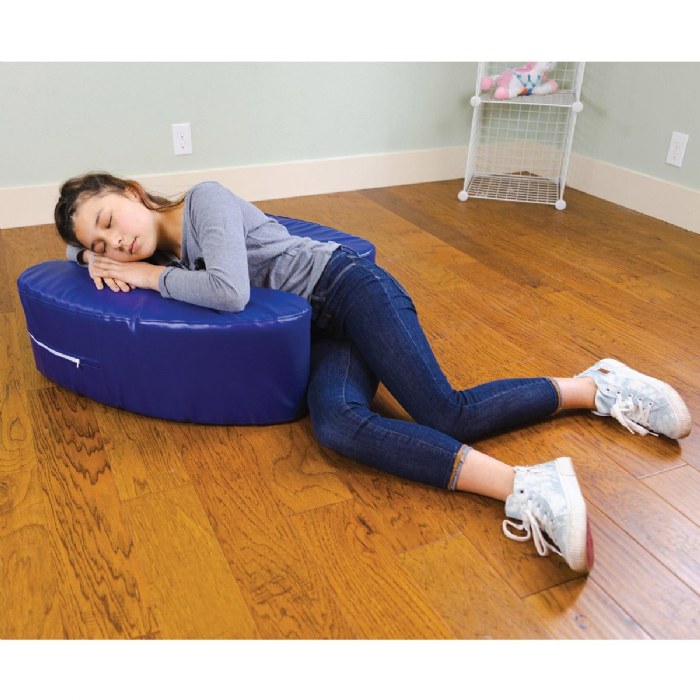 Alternate Image #1 of Sensory Soft Squeeze Seat