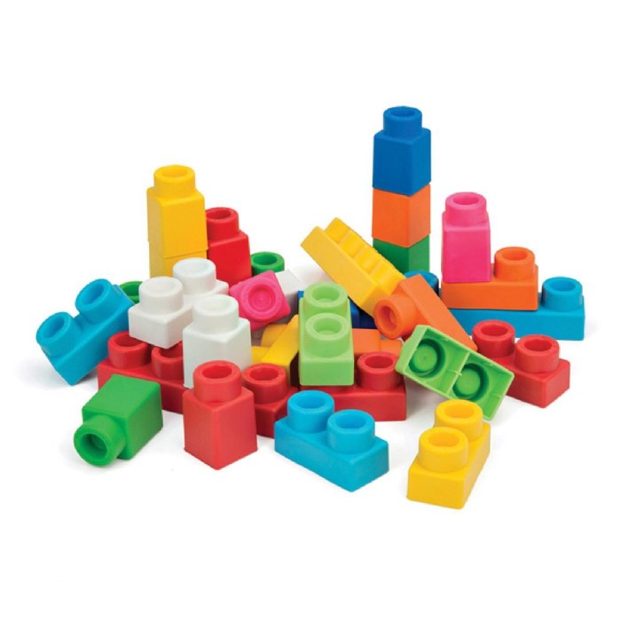 Primary Image of Clemmy&reg; Plus Blocks - 30 Pieces