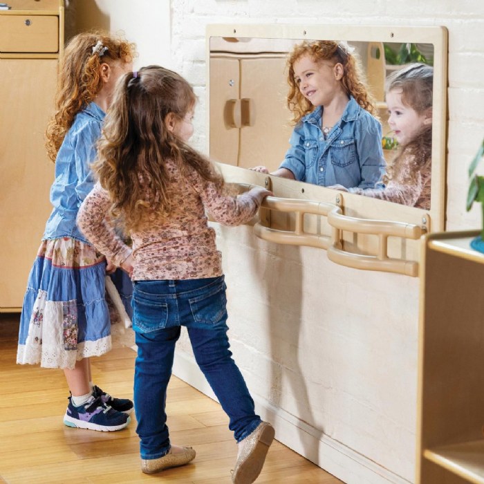 Alternate Image #1 of Carolina Connections Explorer Rail with Mirror