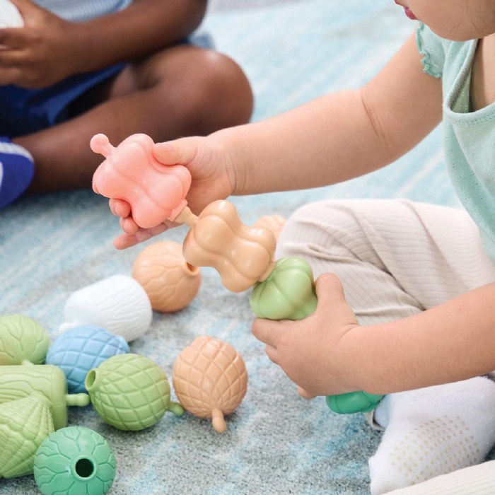 Alternate Image #1 of Easy-Link Nature Set - 35 Pieces