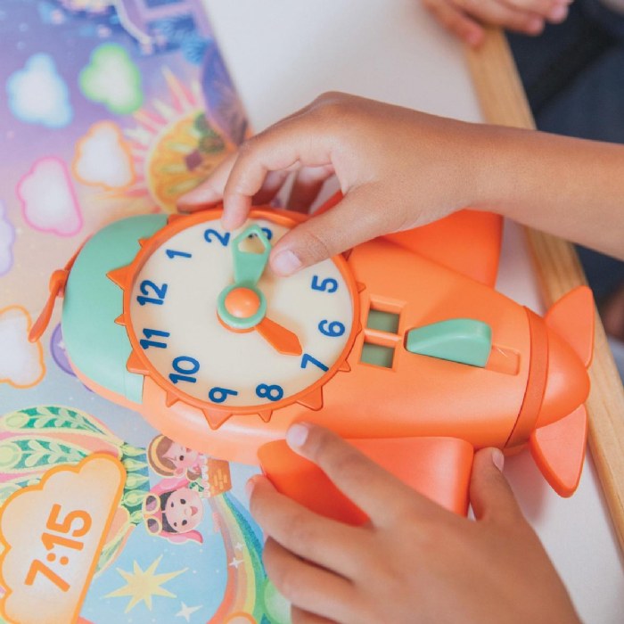 Alternate Image #1 of Time to Fly Game, A Telling Time Activity