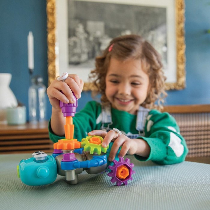 Alternate Image #1 of Design and Drill Robot Workshop XL - Build 6 Robots - 150 Pieces