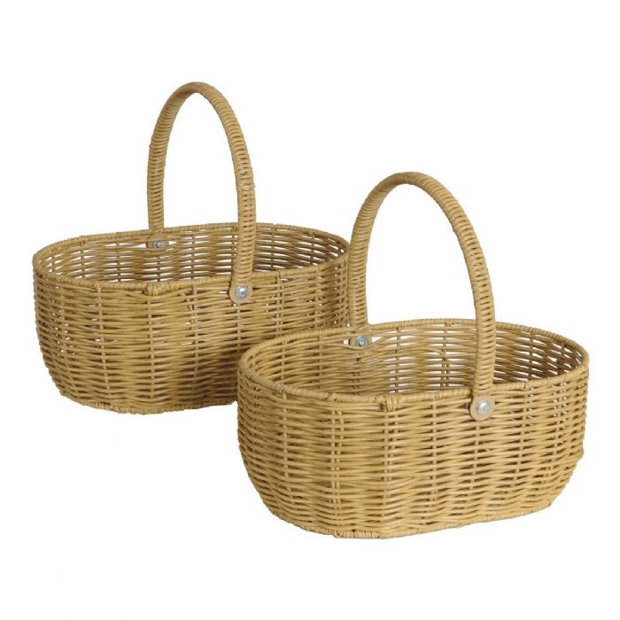 Primary Image of Washable Wicker Baskets with Handle - Set of 2