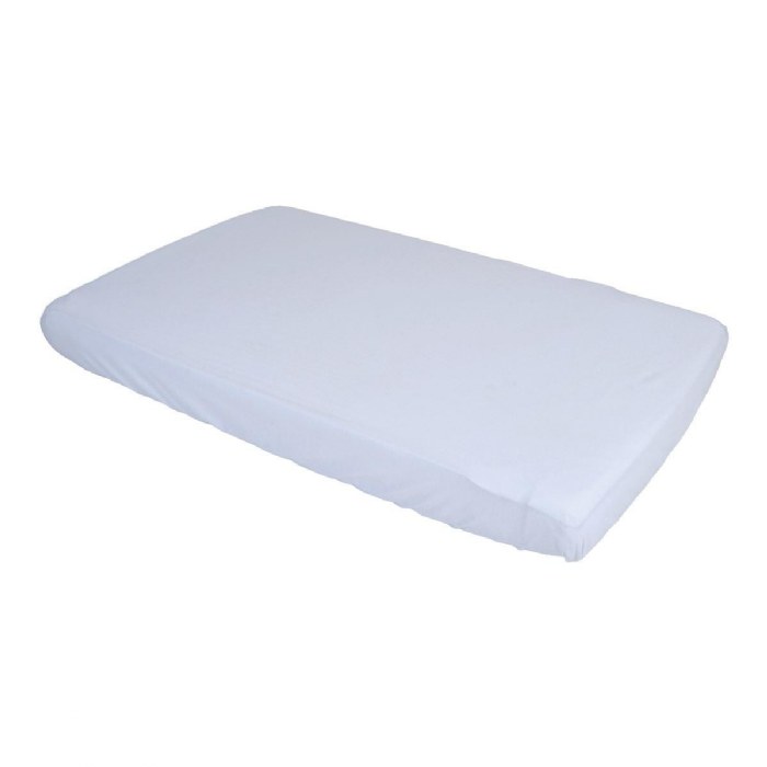 Alternate Image #1 of Lightweight Compact Crib Sheet - White