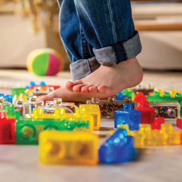 Alternate Image #1 of Jelly Blox Stash 'N Stack 2-in-1 Storage Set - 30 Pieces