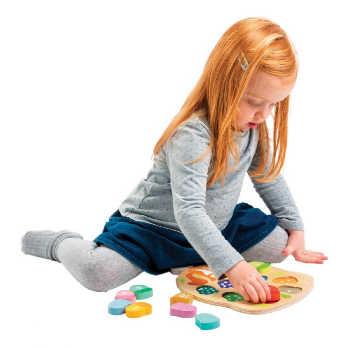 Alternate Image #1 of How Many Acorns? Count & Match Game