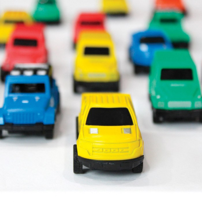 Alternate Image #1 of Neuroplay Pull-Back Car Set