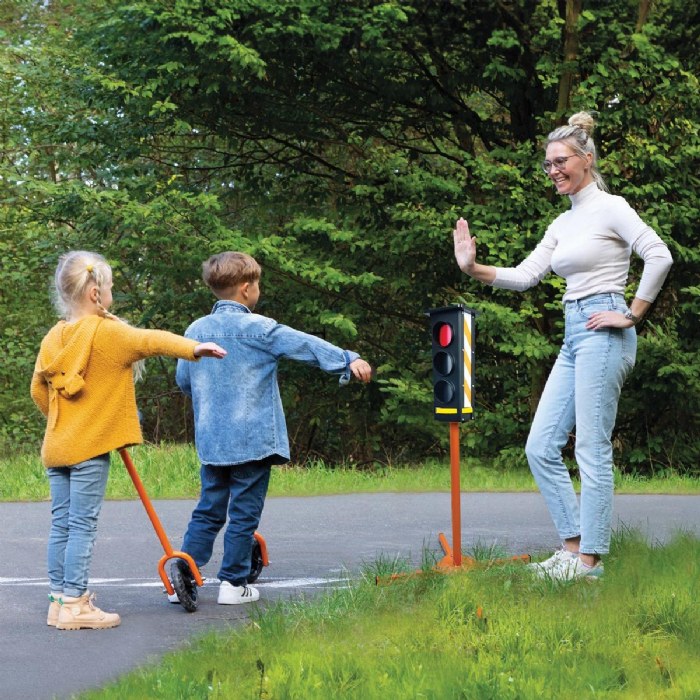 Alternate Image #1 of Interactive Traffic Light