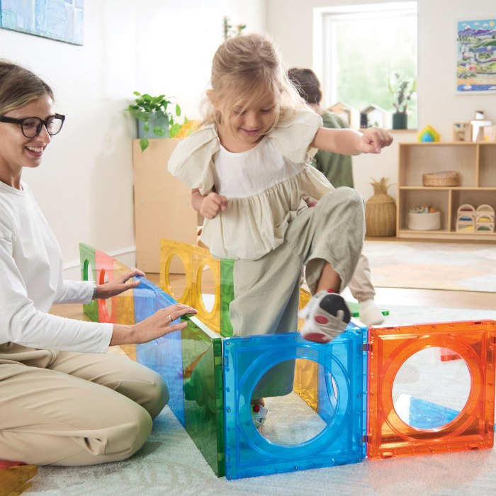 Alternate Image #1 of Mega Magnetic Building Set - 24 Pieces