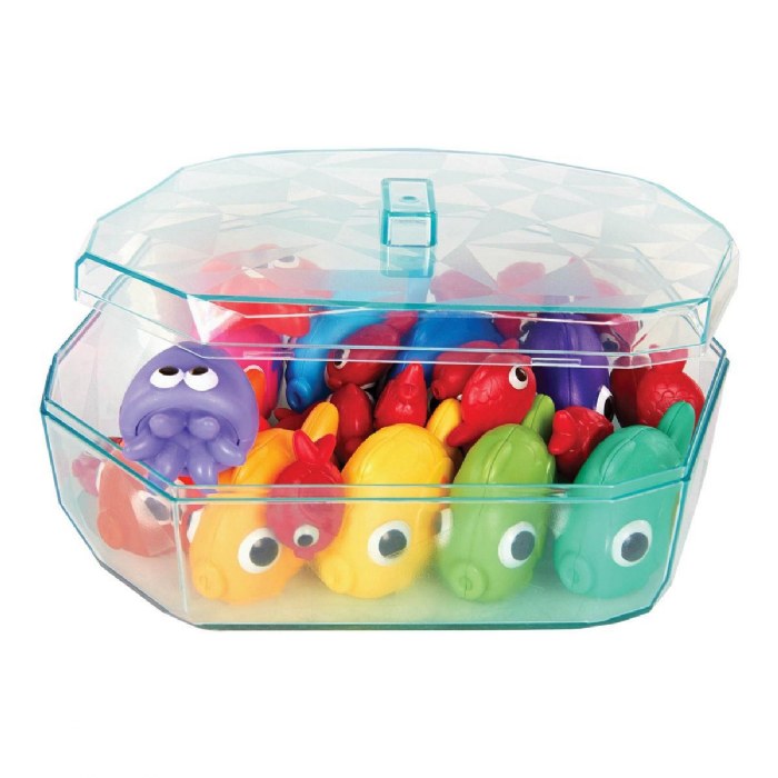 Alternate Image #1 of Penguin Math Balance Scale