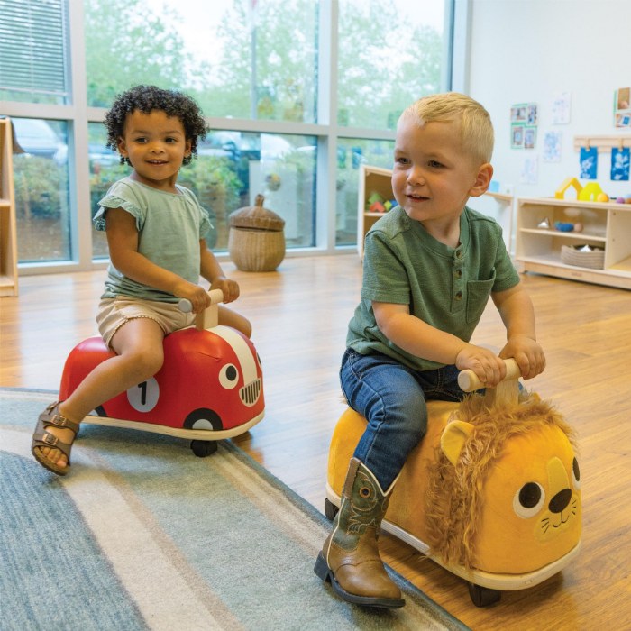 Alternate Image #1 of Rollin' Lion Ride-On